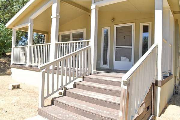 6.5 Acres of Residential Land with Home for Sale in Mariposa, California