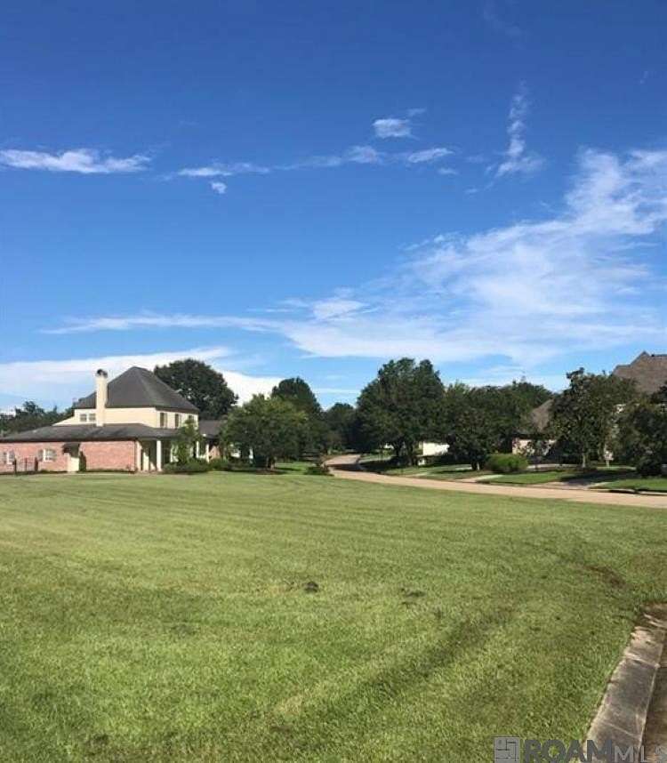 0.6 Acres of Residential Land for Sale in Baton Rouge, Louisiana
