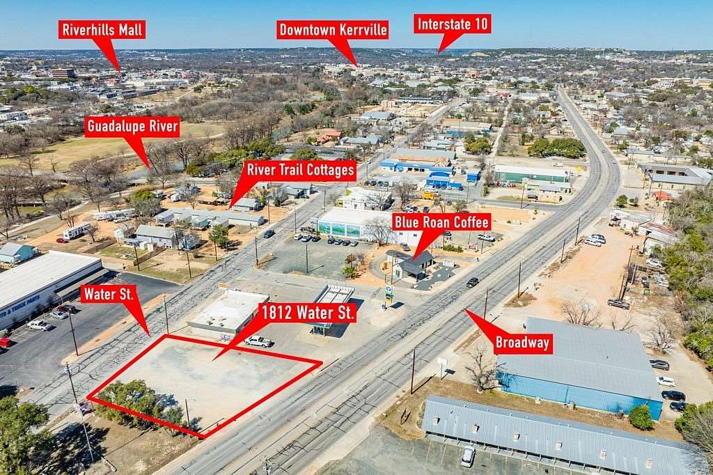 0.37 Acres of Commercial Land for Sale in Kerrville, Texas