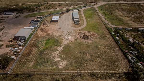 3.4 Acres of Improved Commercial Land for Sale in Lubbock, Texas