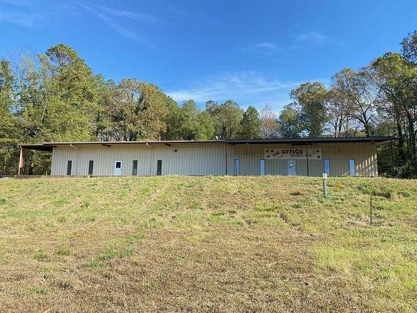 1.8 Acres of Improved Residential Land for Sale in Columbus, Mississippi
