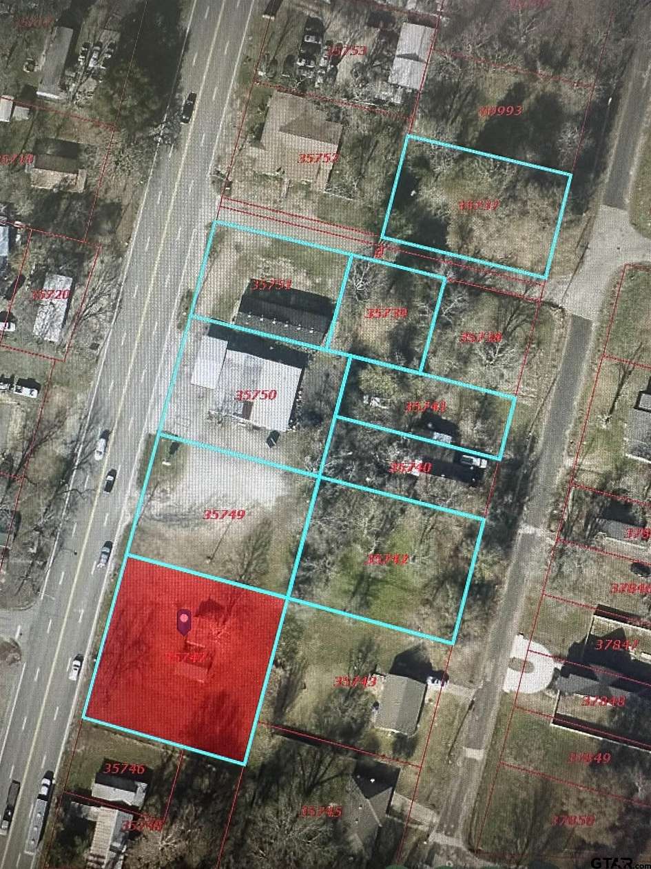 2.1 Acres of Commercial Land for Sale in Mineola, Texas