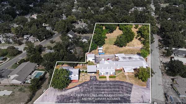 3.1 Acres of Improved Commercial Land for Sale in Jacksonville, Texas