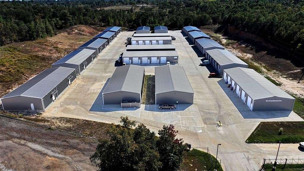 11.7 Acres of Commercial Land for Sale in Tyler, Texas