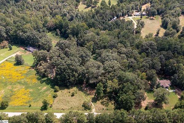 2.5 Acres of Residential Land for Sale in Belton, South Carolina