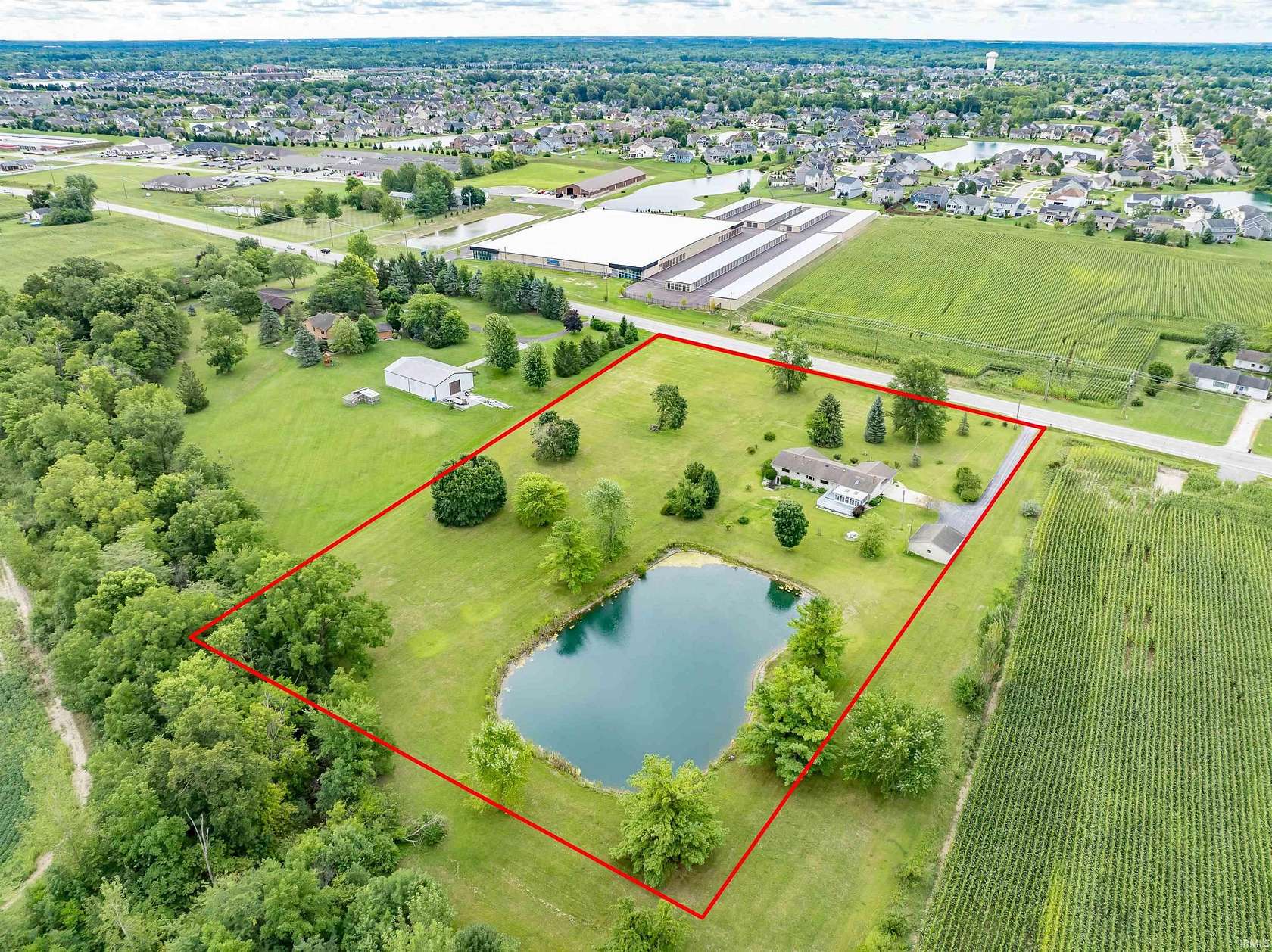 4.8 Acres of Residential Land with Home for Sale in Fort Wayne, Indiana