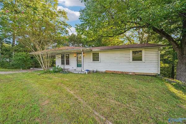 3.7 Acres of Improved Mixed-Use Land for Sale in Hartselle, Alabama