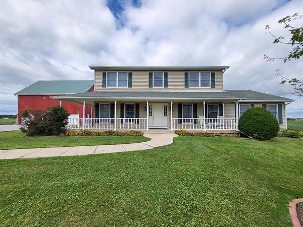 5 Acres of Residential Land with Home for Sale in Hebron, Indiana