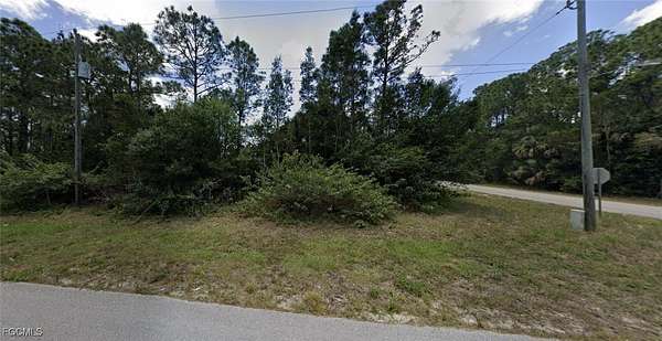 0.25 Acres of Residential Land for Sale in Lehigh Acres, Florida