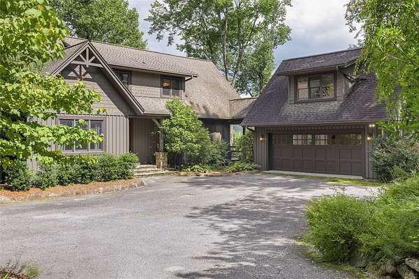 2.13 Acres of Residential Land with Home for Sale in Cashiers, North Carolina