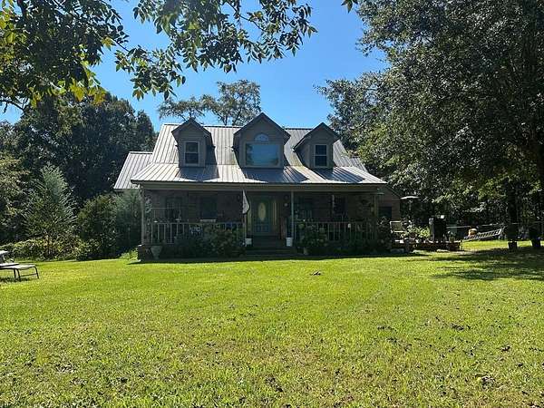 3 Acres of Residential Land with Home for Sale in McIntyre, Georgia