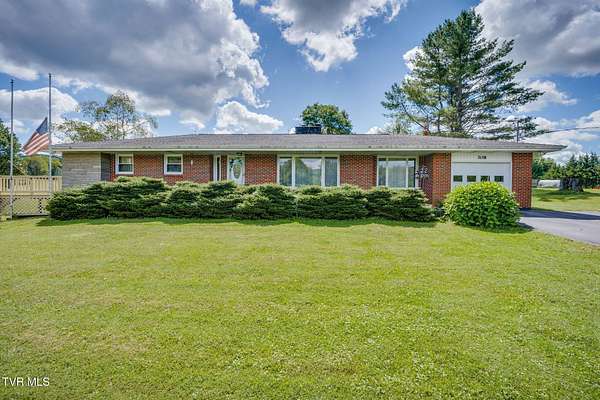 3.14 Acres of Residential Land with Home for Sale in Shady Valley, Tennessee