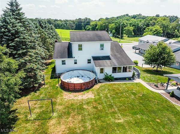 3.13 Acres of Residential Land with Home for Auction in Fredericksburg, Ohio