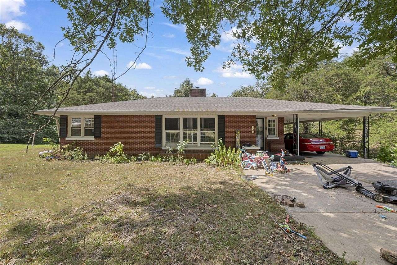 2 Acres of Residential Land with Home for Sale in Brownsville, Kentucky