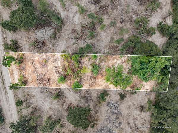 1 Acre of Residential Land for Sale in McLain, Mississippi