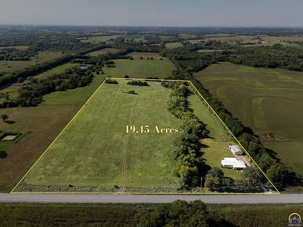 19.4 Acres of Land for Sale in Mayetta, Kansas