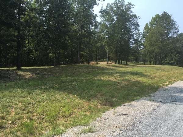 2 Acres of Residential Land for Sale in McEwen, Tennessee