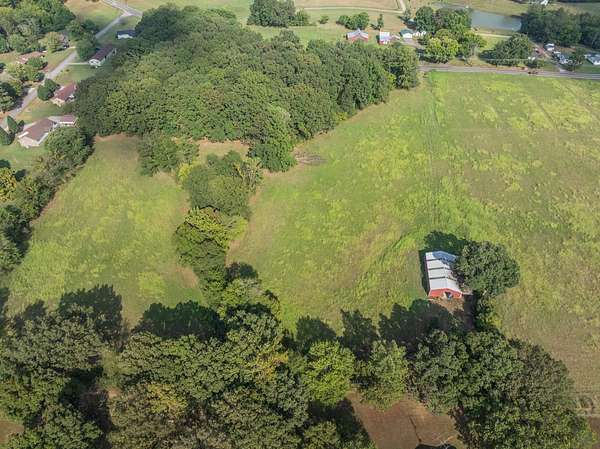 4.3 Acres of Residential Land for Sale in Tennessee Ridge, Tennessee