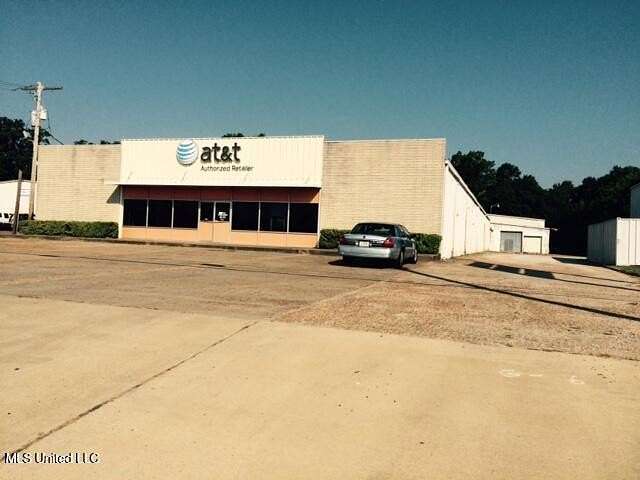 2.54 Acres of Improved Commercial Land for Sale in Natchez, Mississippi