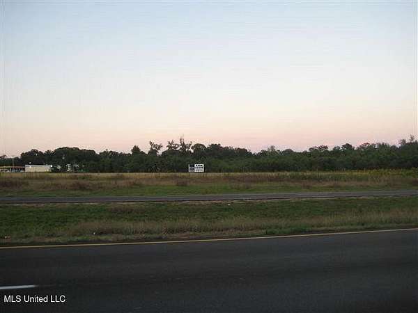 3.32 Acres of Land for Sale in Natchez, Mississippi