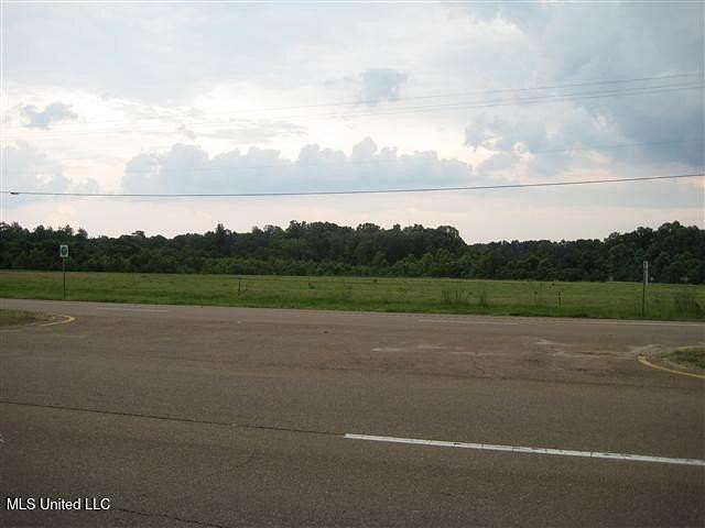 3.27 Acres of Land for Sale in Natchez, Mississippi