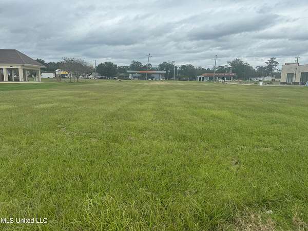 1 Acre of Commercial Land for Sale in Natchez, Mississippi