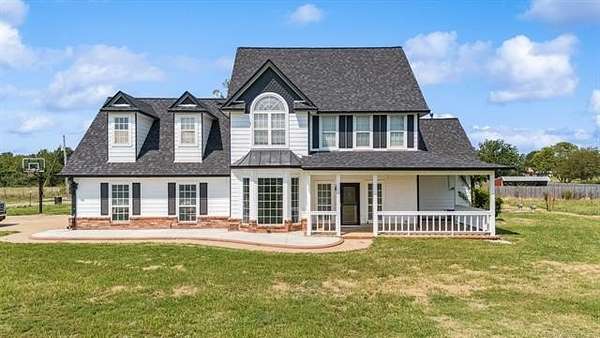 5 Acres of Residential Land with Home for Sale in Claremore, Oklahoma