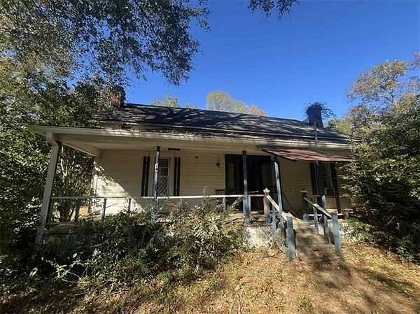 4.2 Acres of Residential Land with Home for Sale in Montgomery, Louisiana