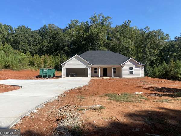 3.1 Acres of Residential Land with Home for Sale in Yatesville, Georgia
