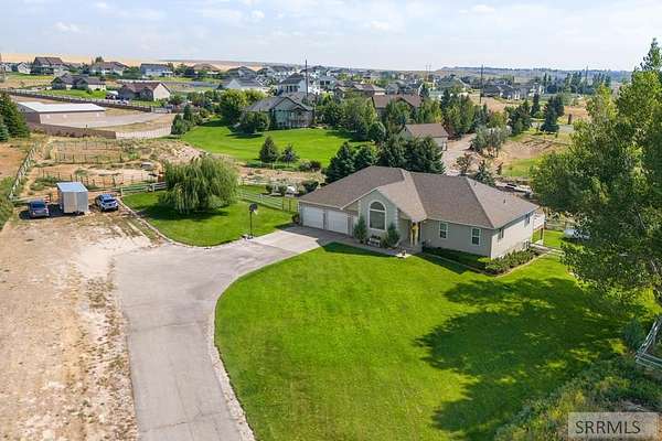 2.75 Acres of Residential Land with Home for Sale in Idaho Falls, Idaho