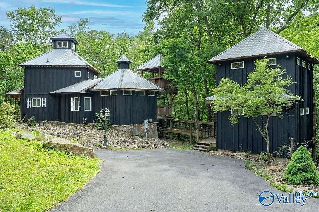 13.5 Acres of Land with Home for Sale in Fort Payne, Alabama