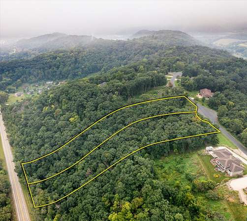 3.59 Acres of Residential Land for Sale in La Crescent, Minnesota