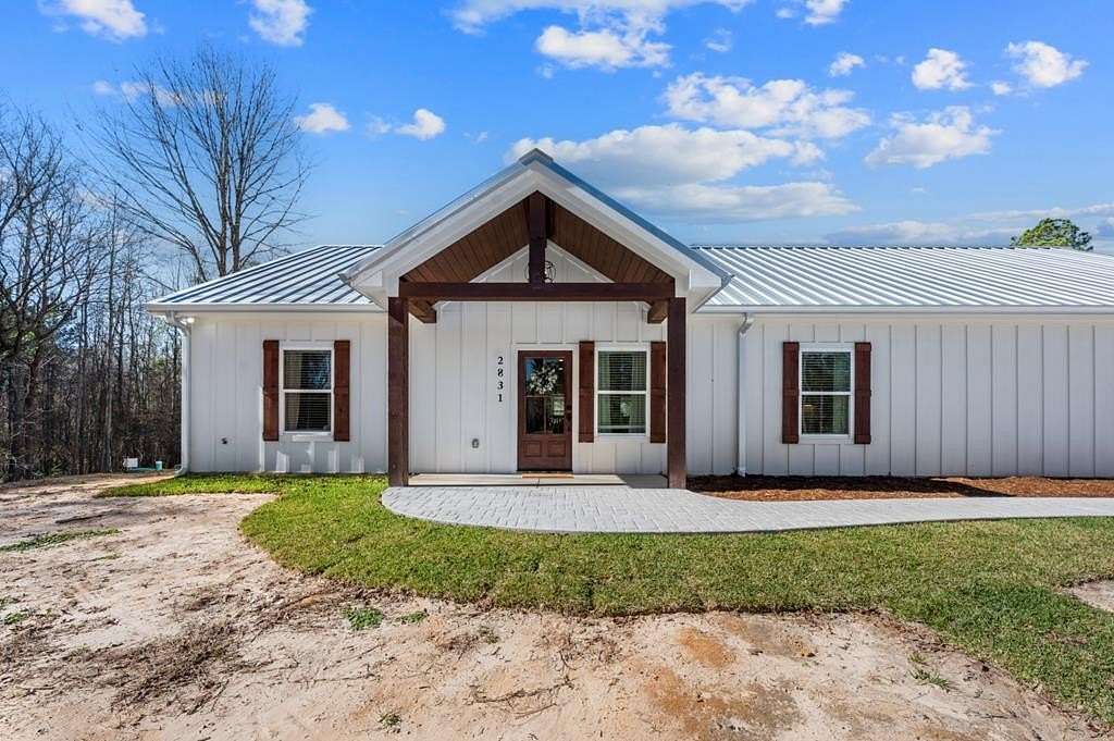 3 Acres of Land with Home for Sale in Nacogdoches, Texas