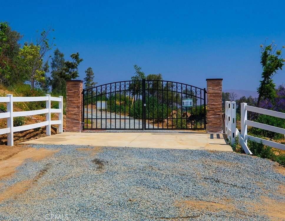 1.47 Acres of Residential Land for Sale in Jurupa Valley, California