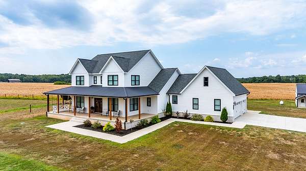 20 Acres of Land with Home for Sale in Cadiz, Kentucky