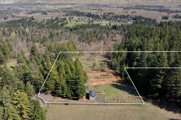 4.54 Acres of Residential Land for Sale in Hood River, Oregon