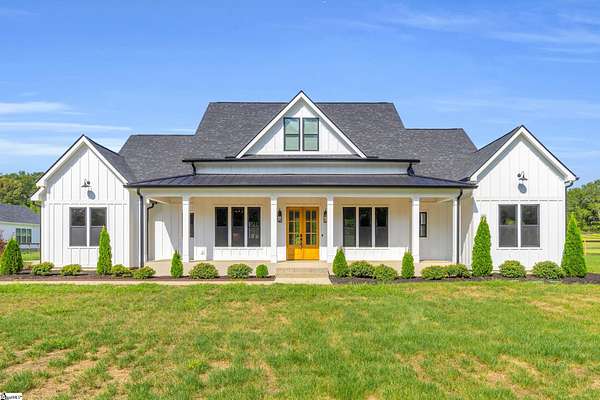 2 Acres of Residential Land with Home for Sale in Fountain Inn, South Carolina