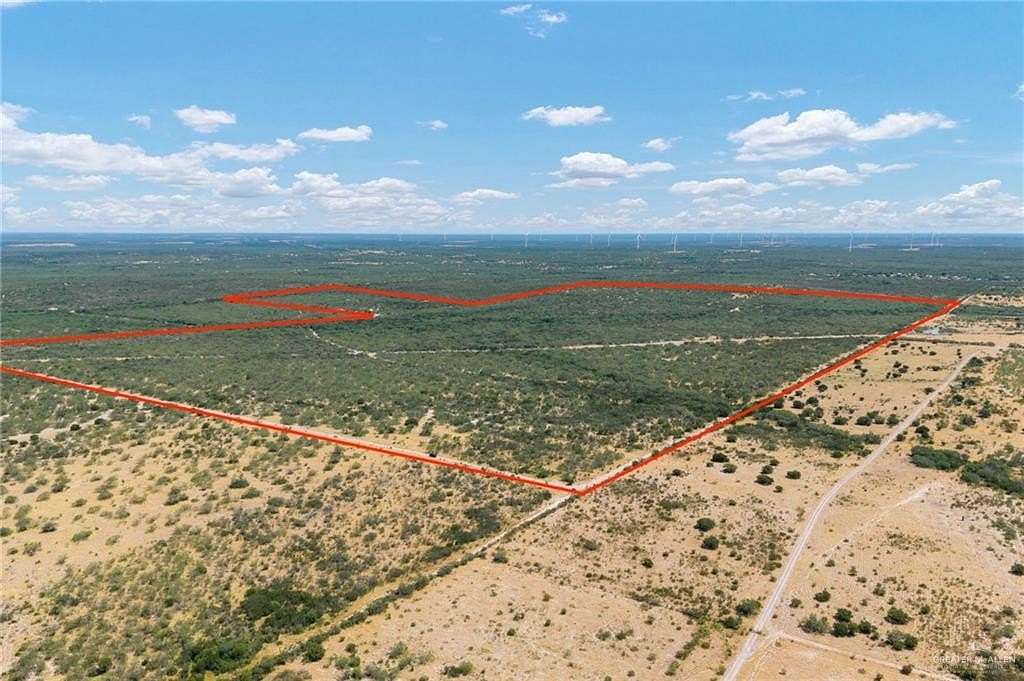 284 Acres of Recreational Land & Farm for Sale in Falcon Heights, Texas