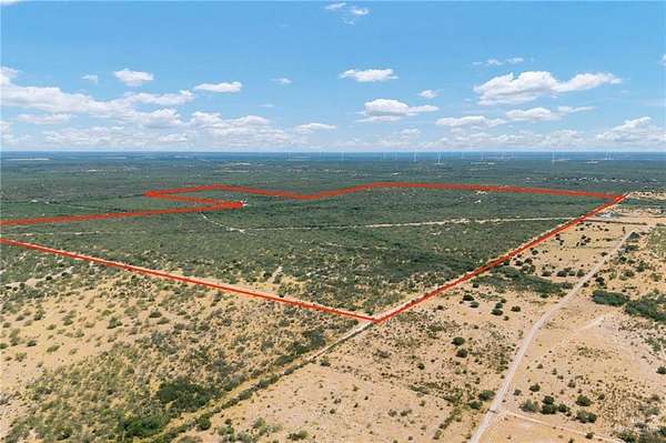 284 Acres of Recreational Land & Farm for Sale in Falcon Heights, Texas