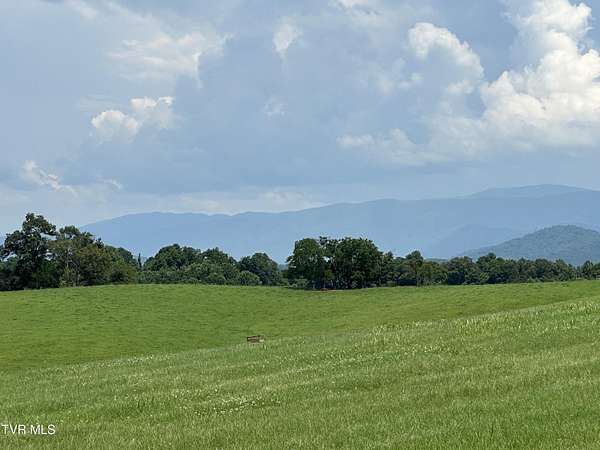 5 Acres of Land for Sale in Greeneville, Tennessee