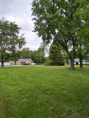 0.39 Acres of Commercial Land for Sale in Robinson, Illinois