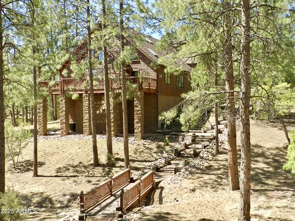 2.72 Acres of Residential Land with Home for Sale in Overgaard, Arizona