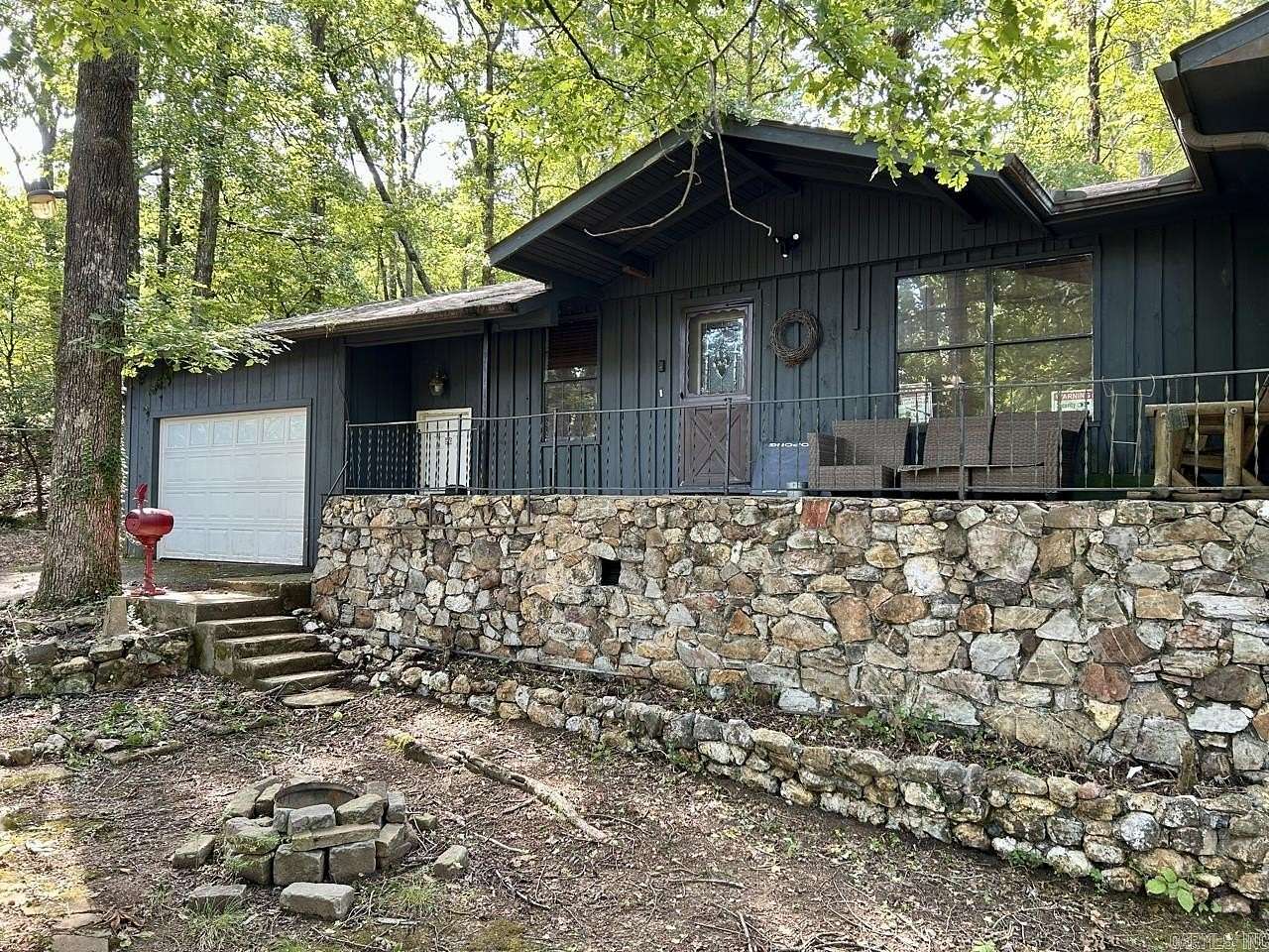 1.6 Acres of Residential Land with Home for Sale in Hot Springs, Arkansas