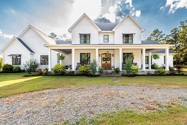 7.37 Acres of Residential Land with Home for Sale in Hampton, Arkansas