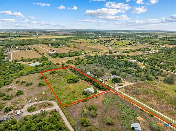 5 Acres of Residential Land with Home for Sale in Marion, Texas