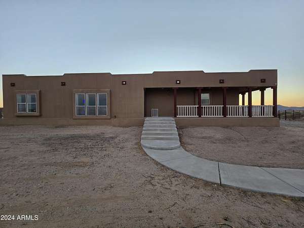 2 Acres of Residential Land with Home for Sale in Tonopah, Arizona