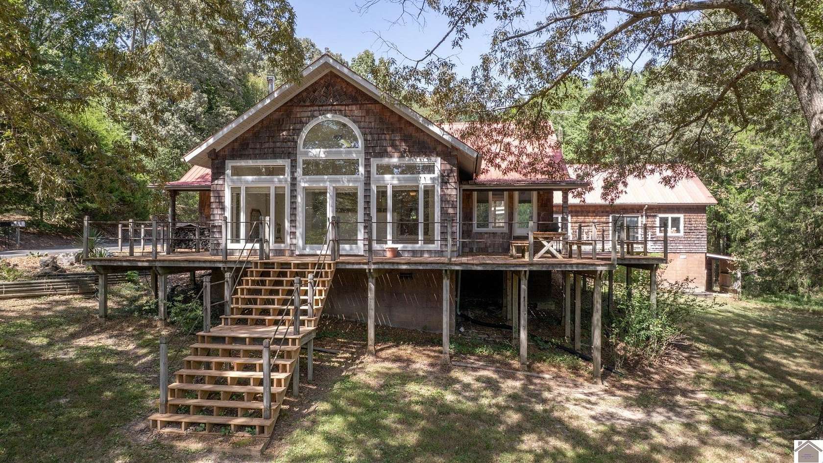 30 Acres of Land with Home for Sale in Murray, Kentucky