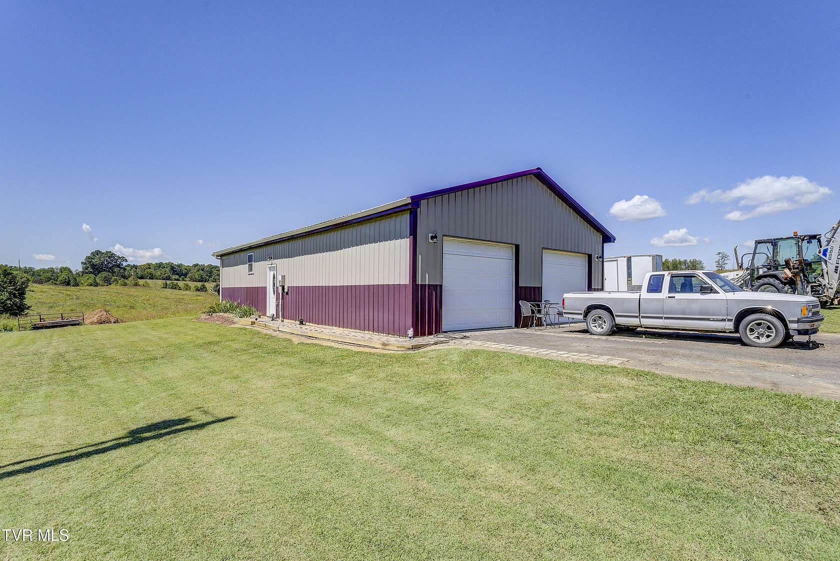 19.8 Acres of Land with Home for Sale in Jonesborough, Tennessee