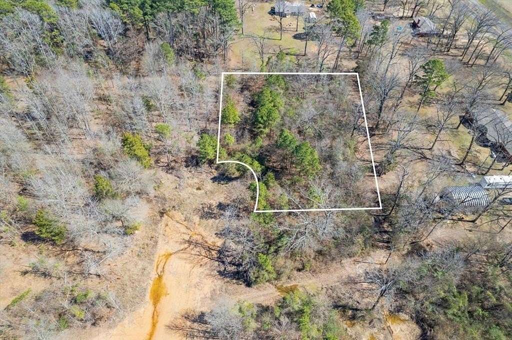 1.5 Acres of Residential Land for Sale in Pittsburg, Texas