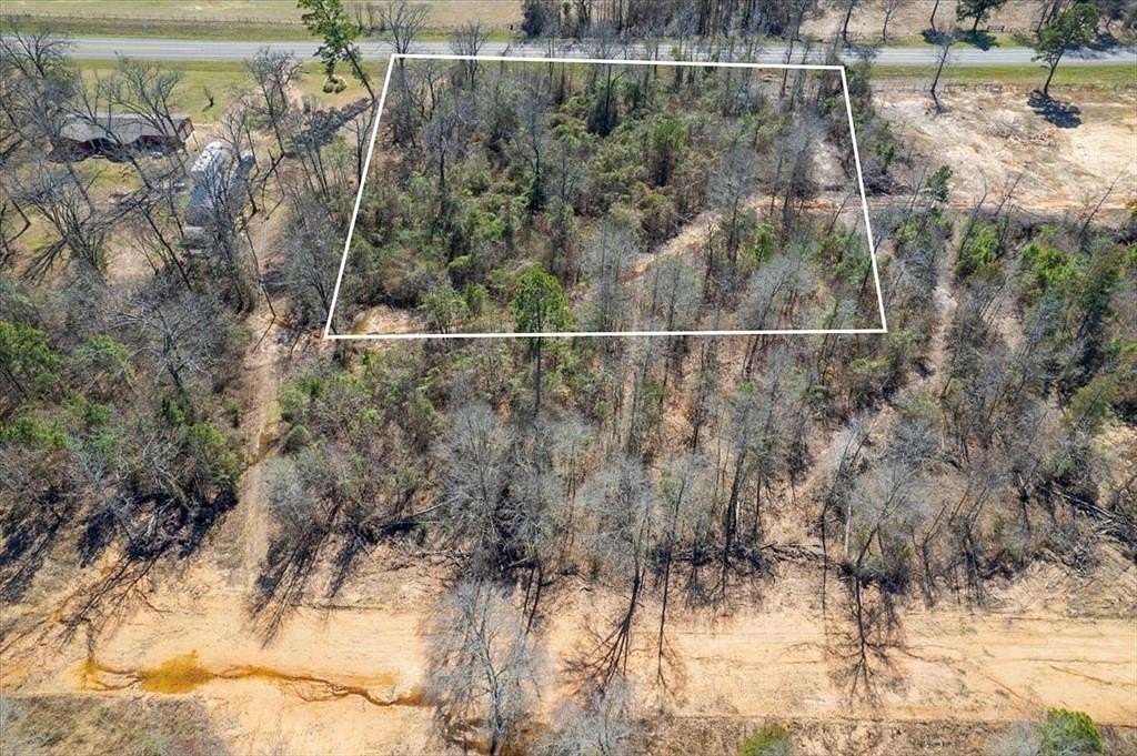 1.38 Acres of Residential Land for Sale in Pittsburg, Texas